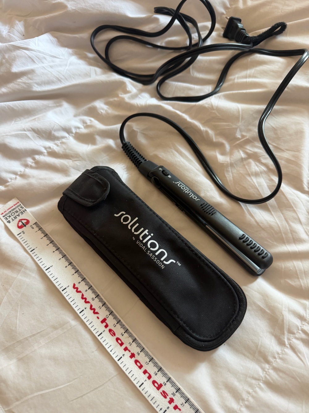 Vidal Sassoon Mini Black Travel Hair Straightener with Travel Pouch